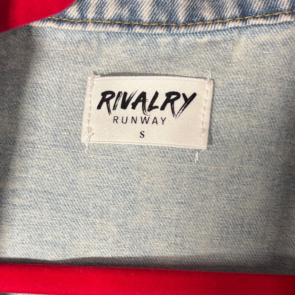 RTR COLLEGE DENIM JACKET Distressed SZ Small - Picture 9 of 9
